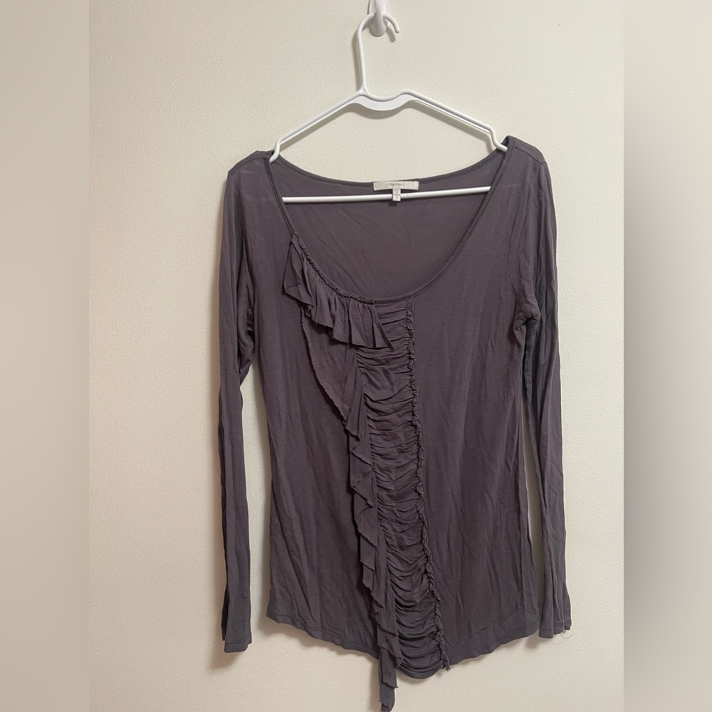 Mystree - Lightweight Ruffle‎ Long Sleeve T-Shirt - Size Small